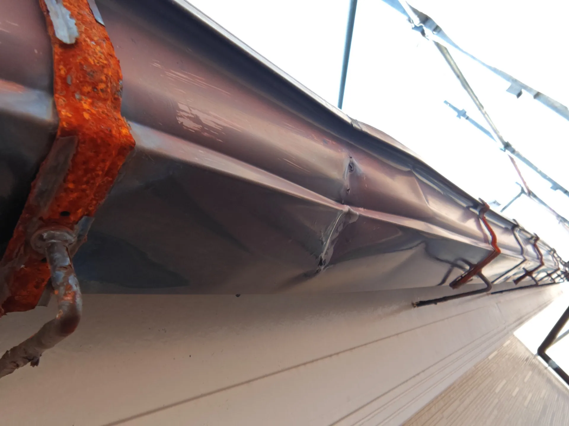 鹿児島市：【現場レポート】雨樋金物交換